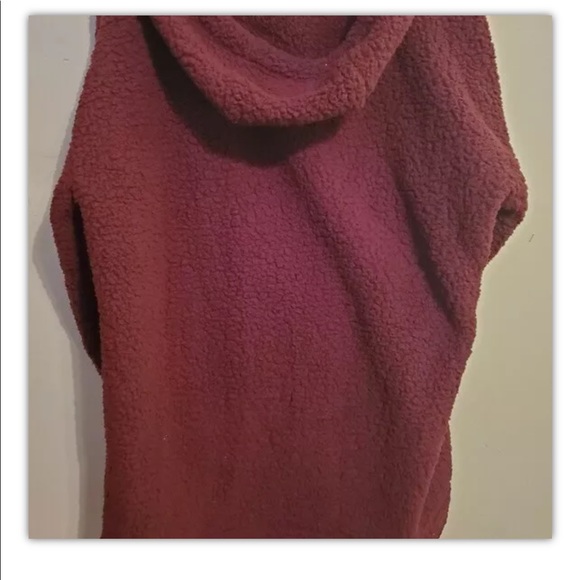 NWT AMERICAN EAGLE OUTFITTERS MAROON SHERPAS - SOLD OUT - Picture 3 of 5